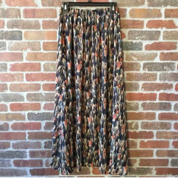 Soft and Sheer Flowy Boho Skirt - Picture 3 of 3